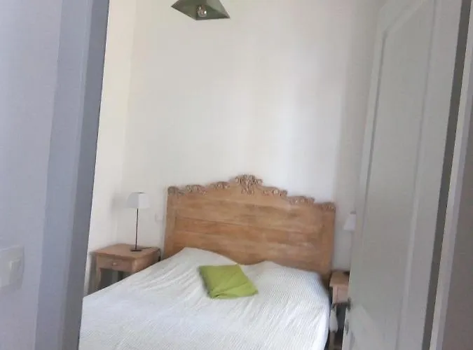 Vue Sur Vignes Апартаменты Olonzac